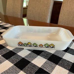 Vintage Fire King Summerfield 1 1/2 Qt